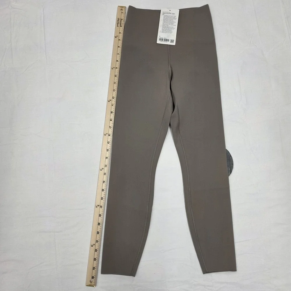 Lululemon Glow Up Tight SHR 25
